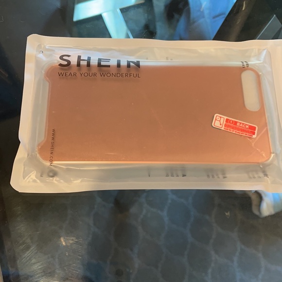 iPhone 7 Plus/ 8 plus rose gold case - Picture 3 of 4